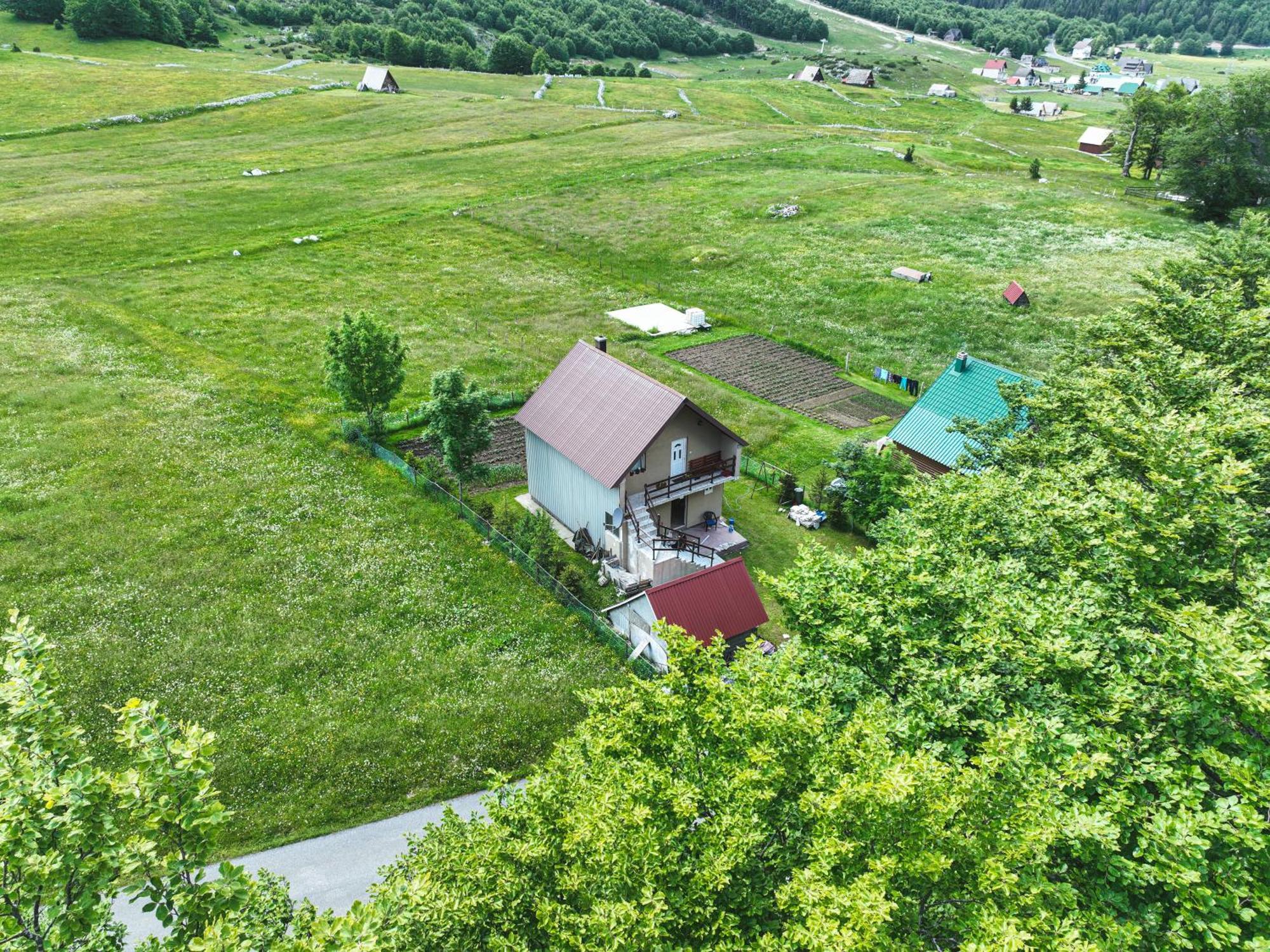 Guest House "Visnja" Zabljak  Exterior photo